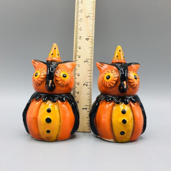 johanna Parker Design Halloween Owl Dolomite Salt & Pepper Shakers - Picture 3 of 9